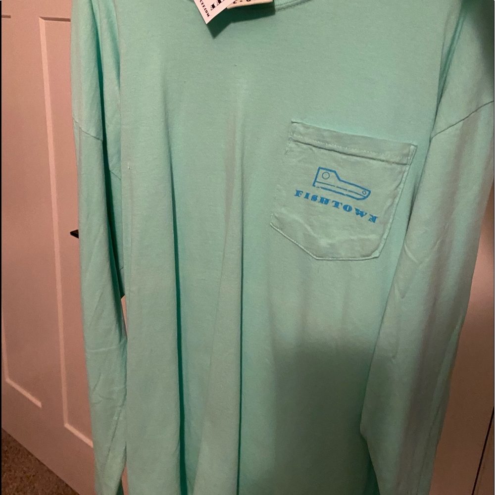 never worn size large long sleeve